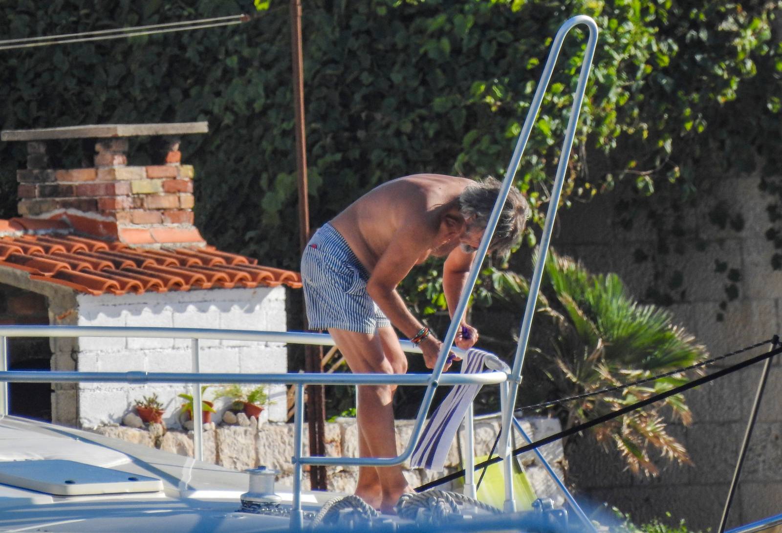 Husein HasanefendiÄ Hus ljeto provodi na brodu na Visu