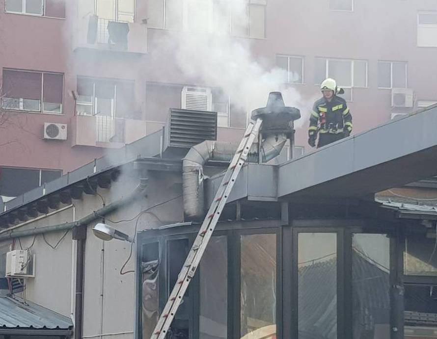 Brzo ga ugasili: Gorio dimnjak pivnice Zlatni medo u Savskoj