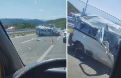 Prevrnuo se kombi na A6 kod Grobnika: Troje ljudi ozlijeđeno