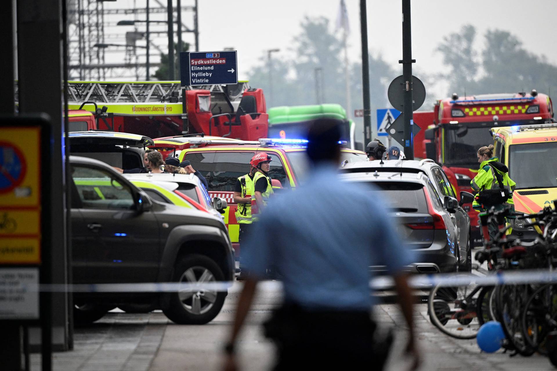 Shooting at Emporia Shopping Center in Malmo