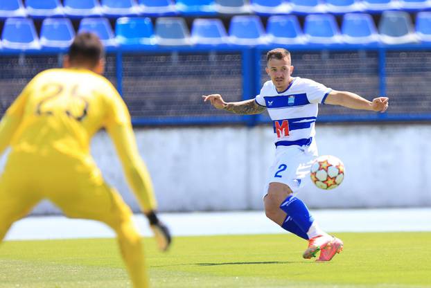 Osijek: Prijateljska utakmica NK Osijek - NK Slaven Belupo na stadionu Gradski vrt