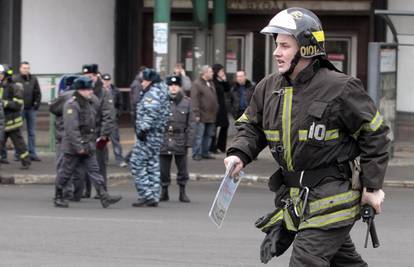 Rusija: Zbog bombe evakuirali zgradu, u paketu našli vibrator 
