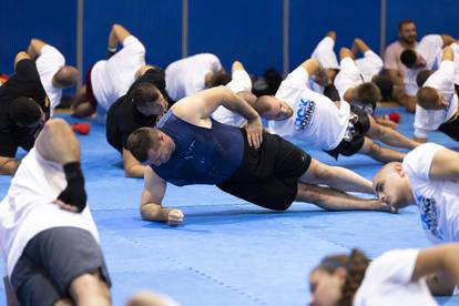 Mirko Filipović održao predavanje i trening na ljetnom kickboxing kampu u Splitu