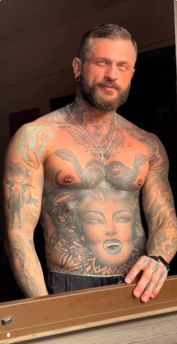 FOTO Pogledajte zašto 'macan' iz Brčkog ima pola milijuna pratitelja na TikToku