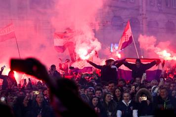 Zagreb: Marko Perkovi&cacute; Thompson nastupio na sve&ccaron;anom do&ccaron;eku hrvatske rukometne reprezentacije