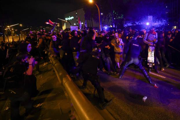 Spanish unions call a general strike in solidarity with Palestinians in Gaza, in Barcelona