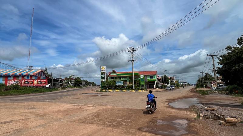 Mirno na meji med Kambodžo in Tajsko kljub nasprotujočim si trditvam