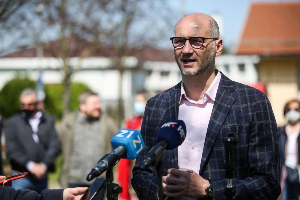 Joško Klisović: Postupno će se ukinuti mjera roditelj-odgajatelj