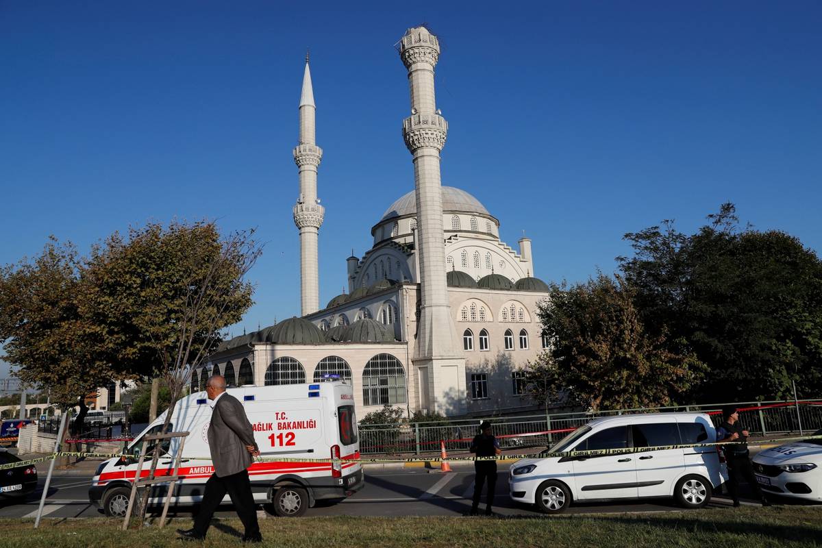 Deseci ozlijeđenih u Istanbulu, škole zatvorene zbog potresa