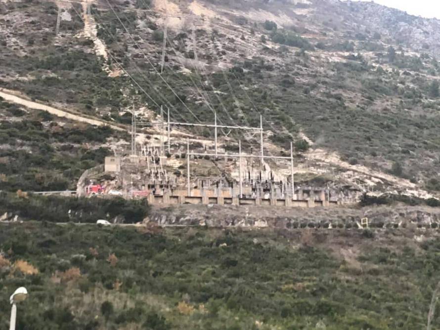 Pronađeno tijelo u odvodnom kanalu, dvoje ljudi još traže