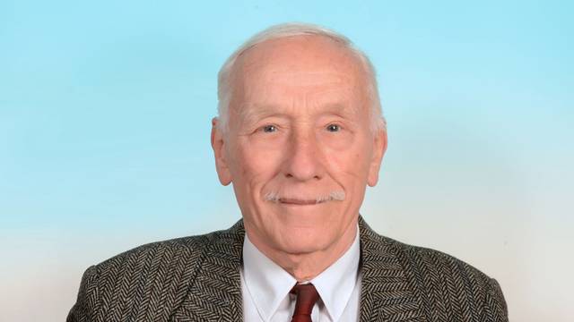 Preminuo akademik fizičar Ksenofont Ilakovac, istraživao je nuklearnu i atomsku fiziku