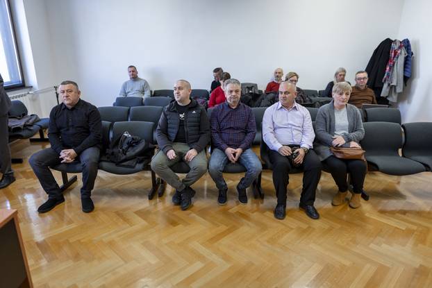 Osijek: Nastavak su&dstrok;enja biv&scaron;em &zcaron;upanu vukovrasko srijemske &zcaron;upanije Damiru Dekani&cacute;u i ostalima