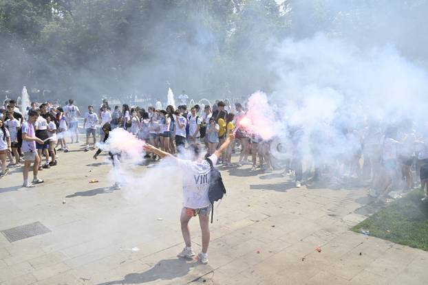 Beogradski maturanti proslavili zadnji dan škole