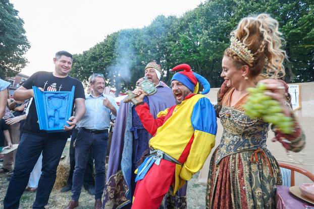 Počeo 14. Srednjovjekovni festival u Svetvincentu