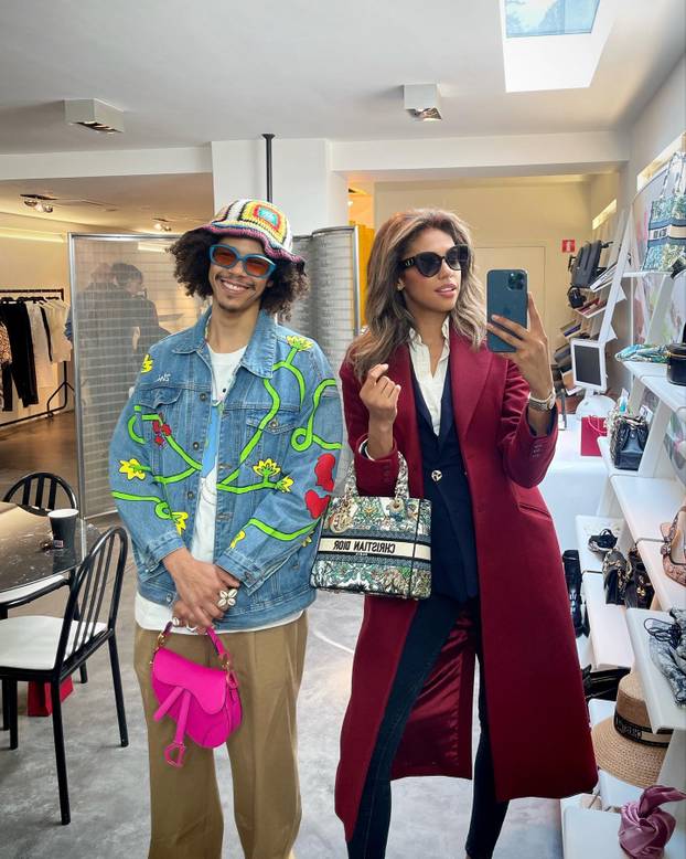 FOTO Bivša misica želi preuzeti Formulu 1: 'Cilj mi nije pobjeda'