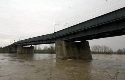 IGH će popraviti most koji se gotovo urušio u Savu