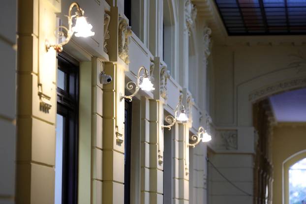 Nakon četiri godine obnovljen zagrebački Oktogon, ali nisu primijetili pravopisnu pogrešku