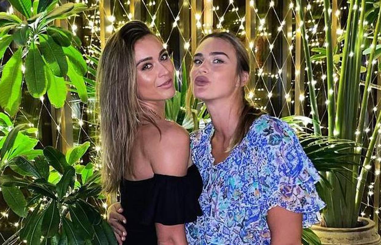 Poznate tenisačice tapšale se po stražnjici: 'Ovo je prava ljubav'