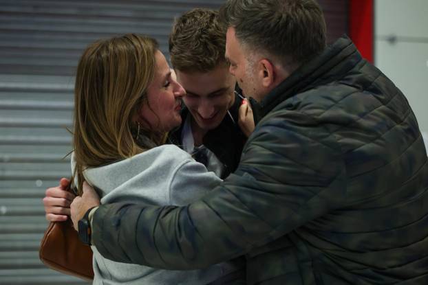 Hrvatski državljani iz Ujedinjenih Arapskih Emiratima sletli su u zracnu luku u Zagrebu 