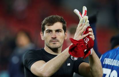 Iker Casillas branio 1000. put u karijeri, čestitao mu je i Real