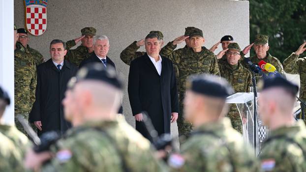 FOTO Milanović: 'O angažmanu vojske izvan domovine uvijek ćemo jako dobro razmisliti'