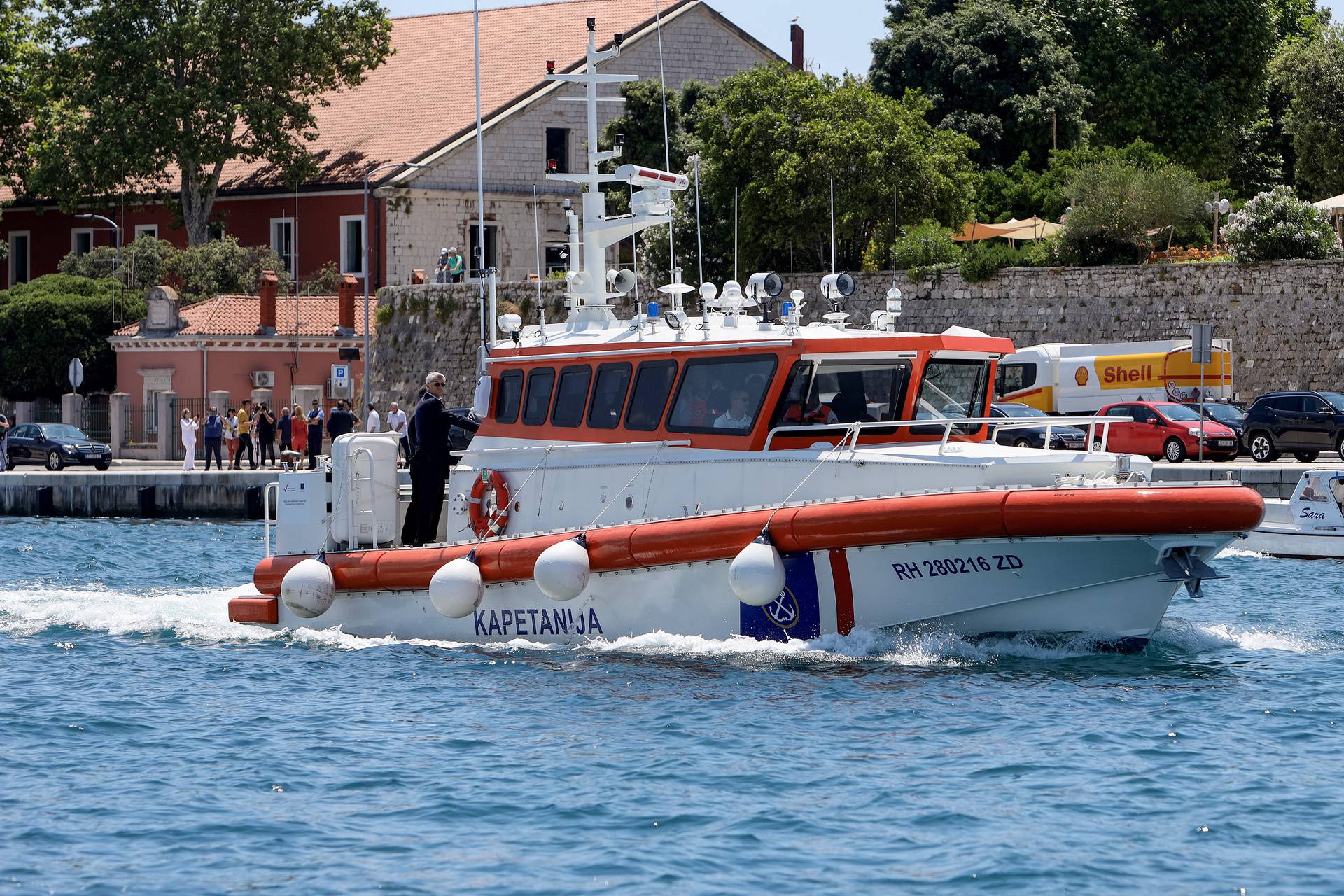 Zadar: Primopredaja druge od šest brzih brodica pomorske medicinske službe