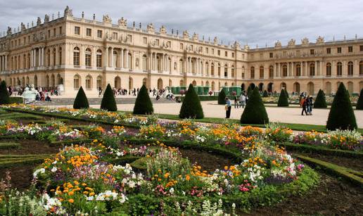 Od danas je ponovno otvoren Versailles, nakon čak 82 dana