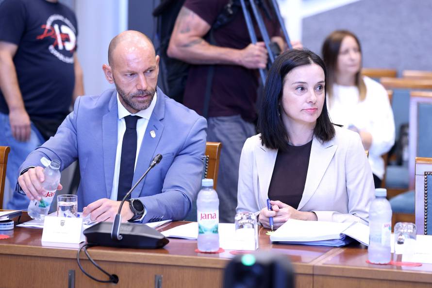 Zagreb: Odbor za zaštitu okoliša i prirode o prijedlozima predsjednika za rješavanje problema otpada u Lici