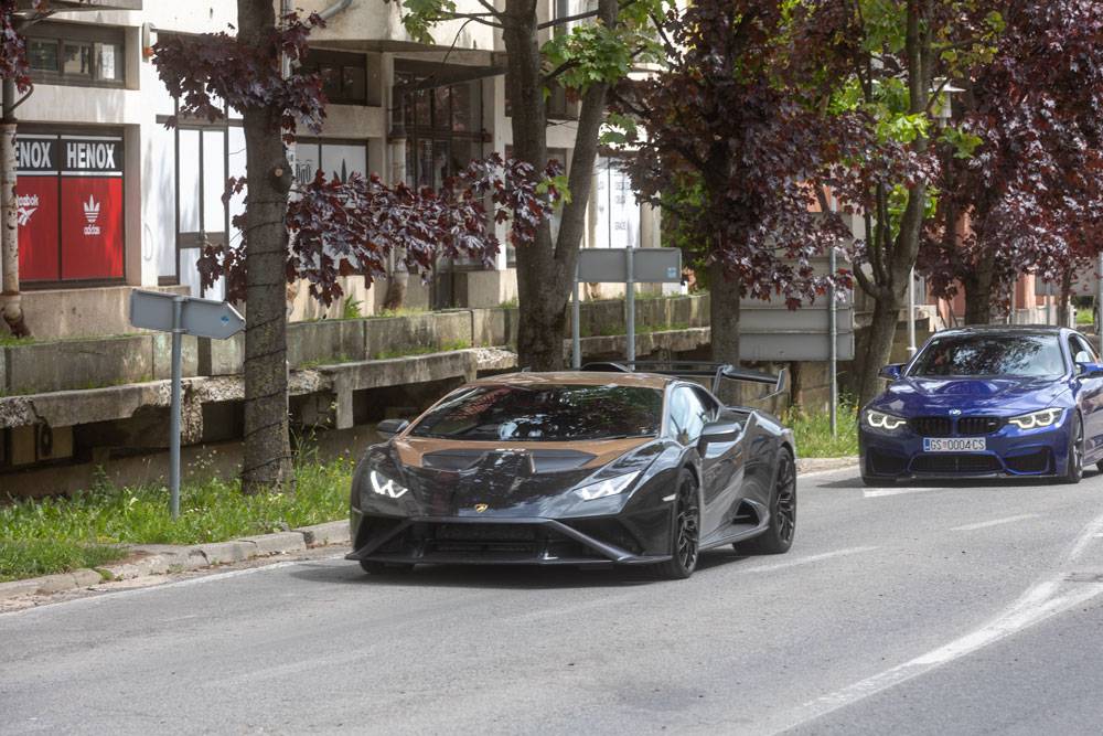 FOTO Kroz Gospić protutnjalo 50  nabrijanih Lamborghinija