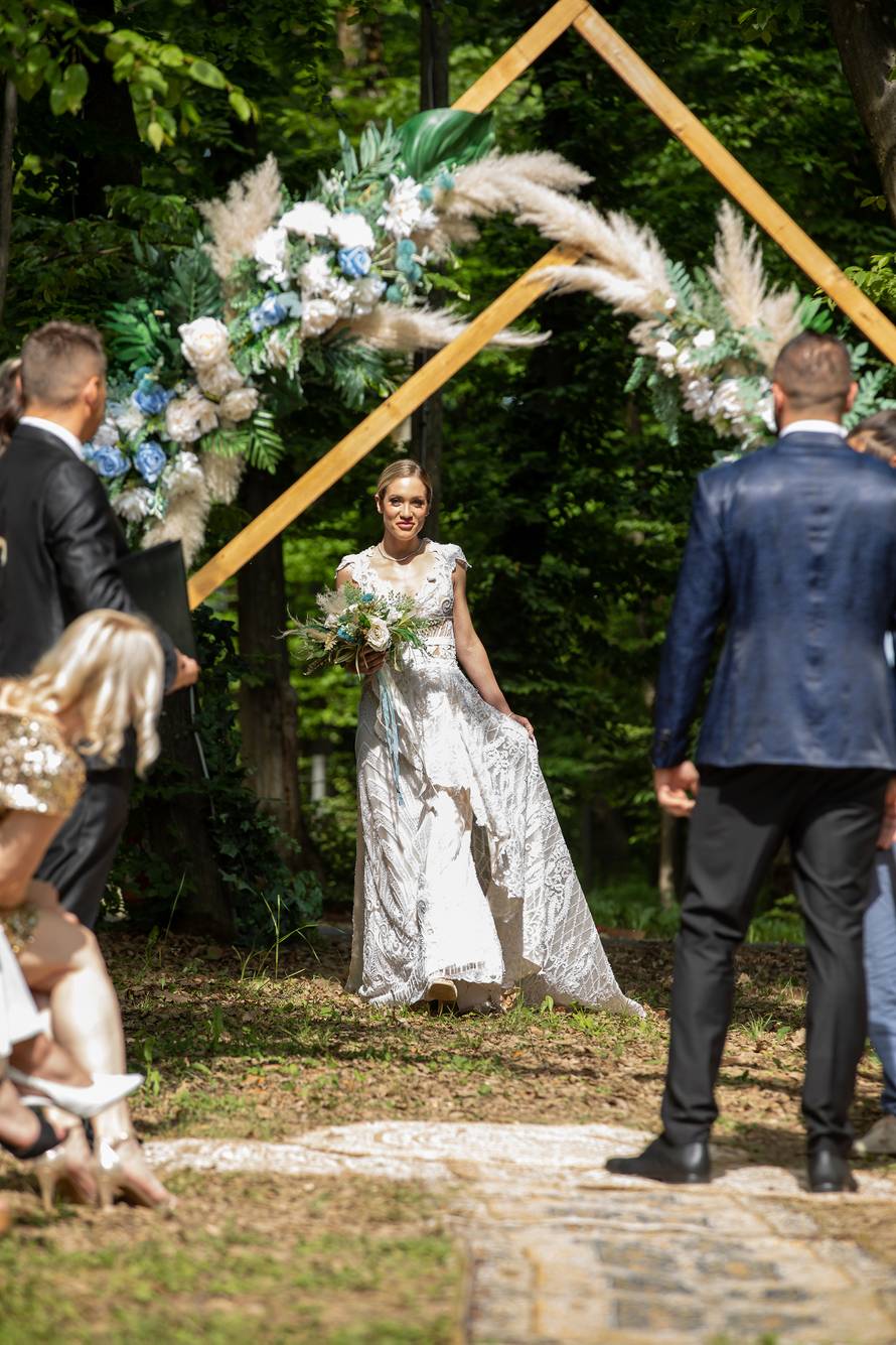 Zaiskrilo je između Zorana i Hedvige, otkrila da je bolesna: 'Operiram li, neću moći pričati'