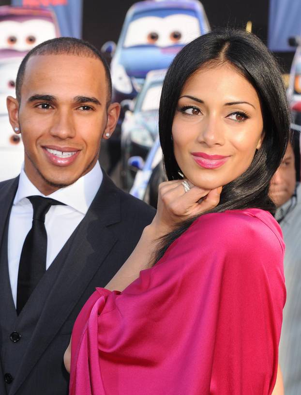 Hollywood: Poznati na sve?anoj premijeri filma Cars 2, 2. dio