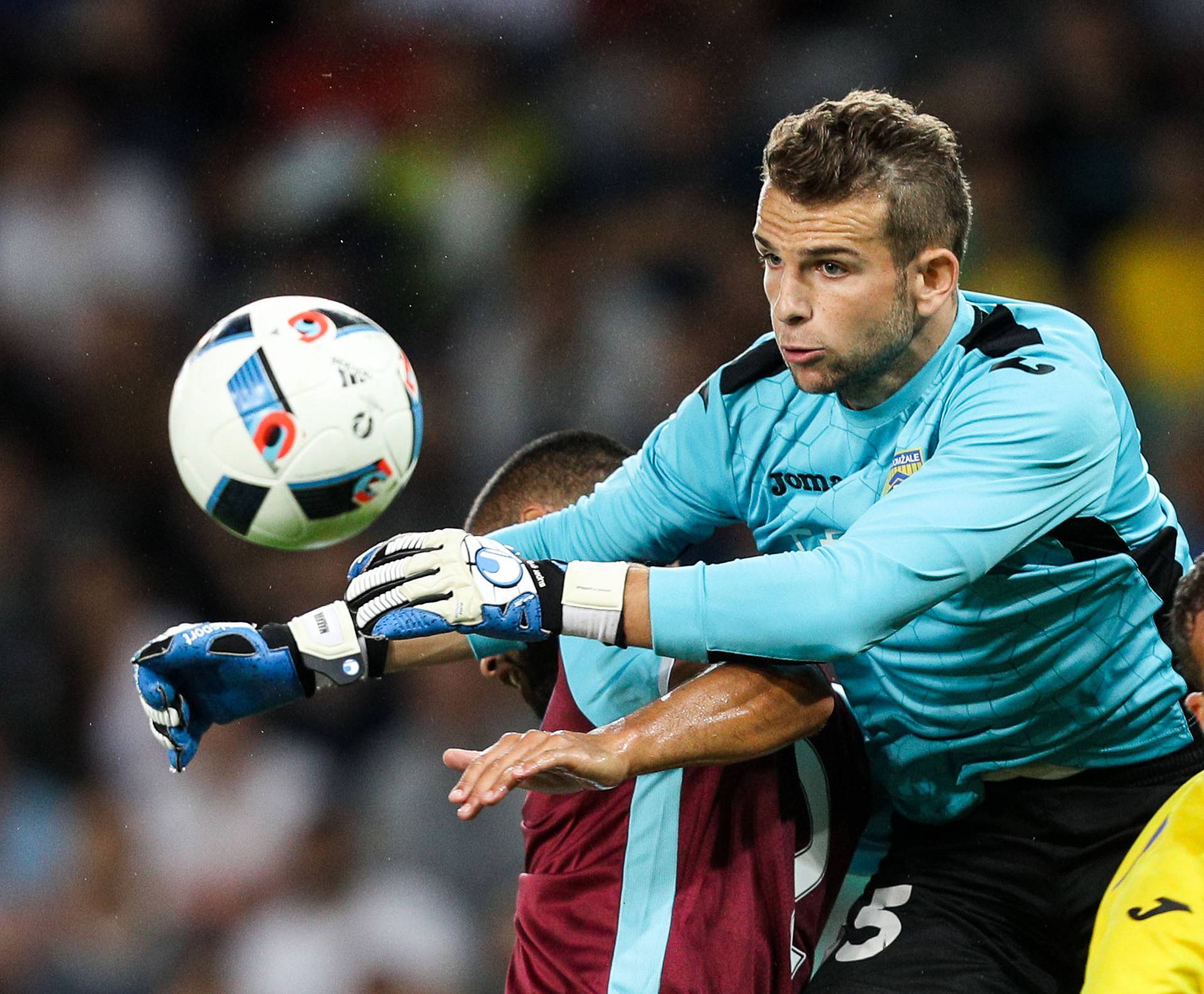 NK Domzale v West Ham United - UEFA Europa League Third Qualifying Round First Leg