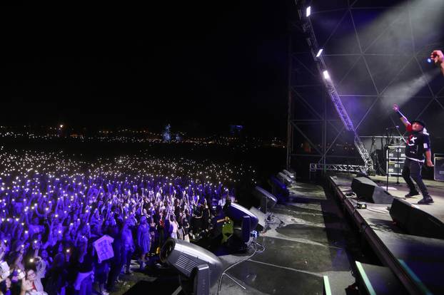 Karlovac: Koncert Plavog orkestra na Danima piva