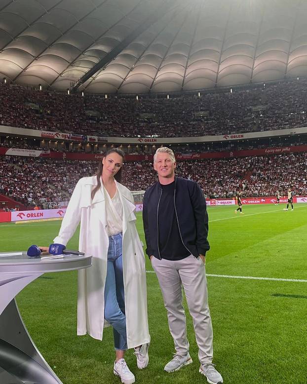 FOTO Schweinsteiger je flertao s njom u emisiji. Omiljeno je TV lice i već je bila s nogometašem