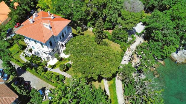 U ovoj Austro-Ugarskoj vili u Opatiji možete živjeti kao grof: Košta više od 10 milijuna eura