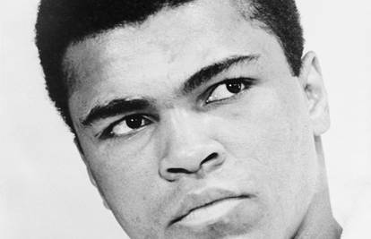 Muhammad Ali odbio poziv u vojsku i izgubio titulu prvaka