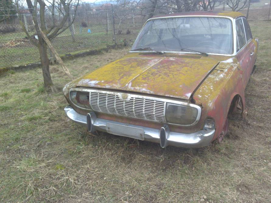 'Tata je bio na rubu da se ubije. Život mu je spasio stari Ford...'