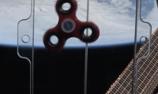 Genijalno: Astronauti isprobali vrtjeti fidget spinner u svemiru