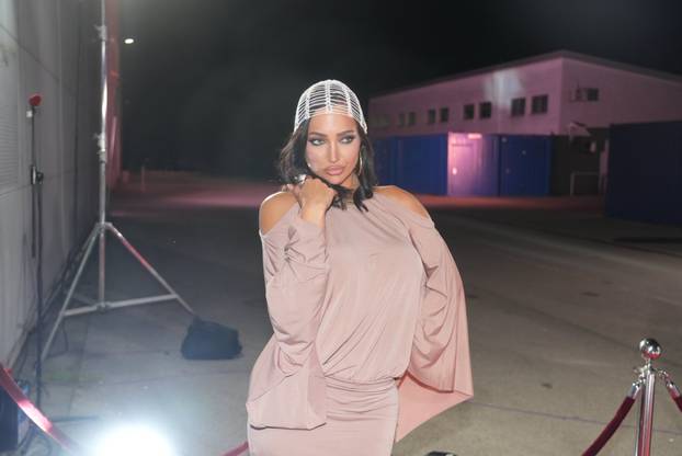 Beograd: Laura Prgomet ušla je u show  Eilta 10 na televiziji Pink