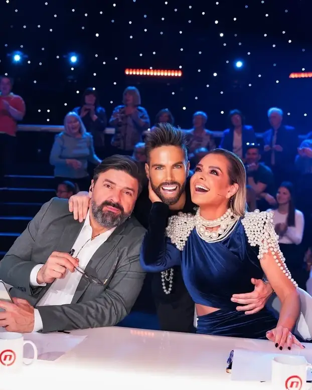 FOTO Minea ima dvije profesije, a ljubav krije kao zmija noge