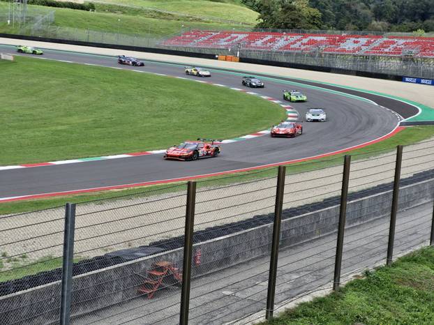 FOTO 24sata na utrci u Italiji. Pogledajte spektakl s hrvatskim vozačem za volanom Huracana