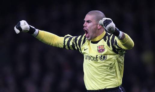 Valdes bi u Premiership; Milan na pragu dovođenja J. Cesara