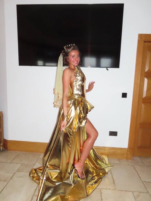 FOTO Udaje se 16-godišnja kći Tysona Furyja: Objavila fotke s raskošne djevojačke zabave