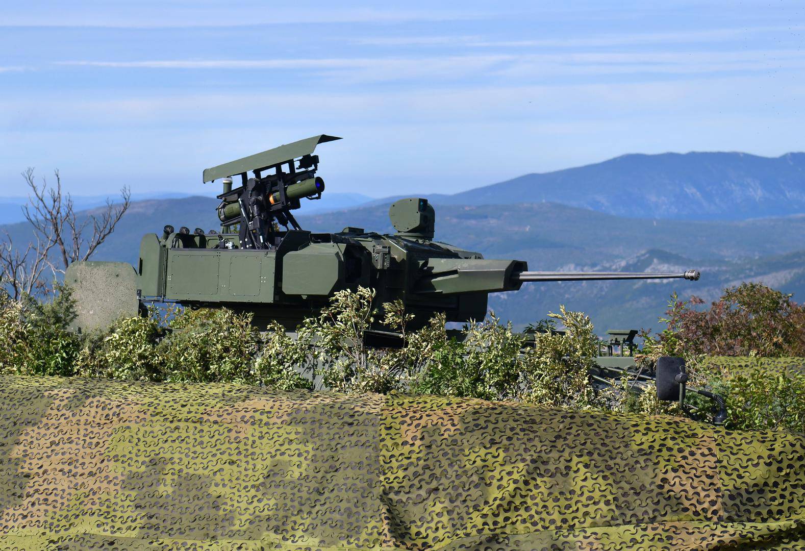 FOTO Hrvatska je testirala po prvi puta dalekometno oružje: 'Osjetio sam tek malu tremu'