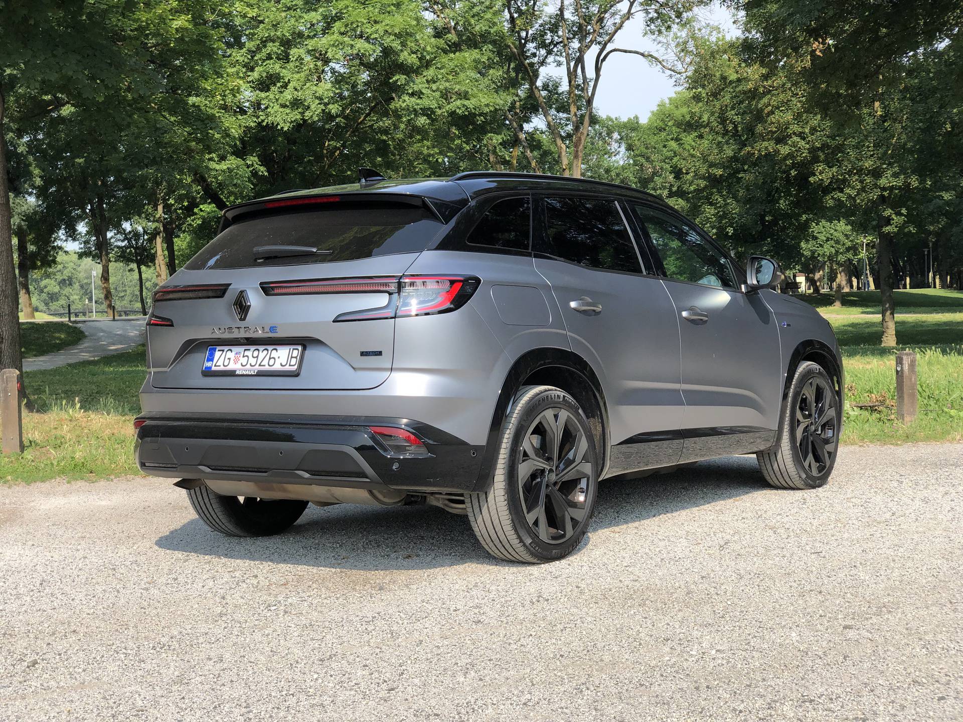 Testirali smo Austral Hybrid: Trenutno nema boljeg Renaulta