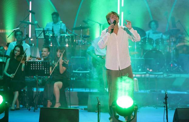Vela Luka: Održan koncert "Trag u beskraju" posvećen Oliveru Dragojeviću