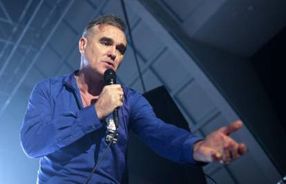 Morrissey otkazao koncert  jer se opet bori s rakom jednjaka?