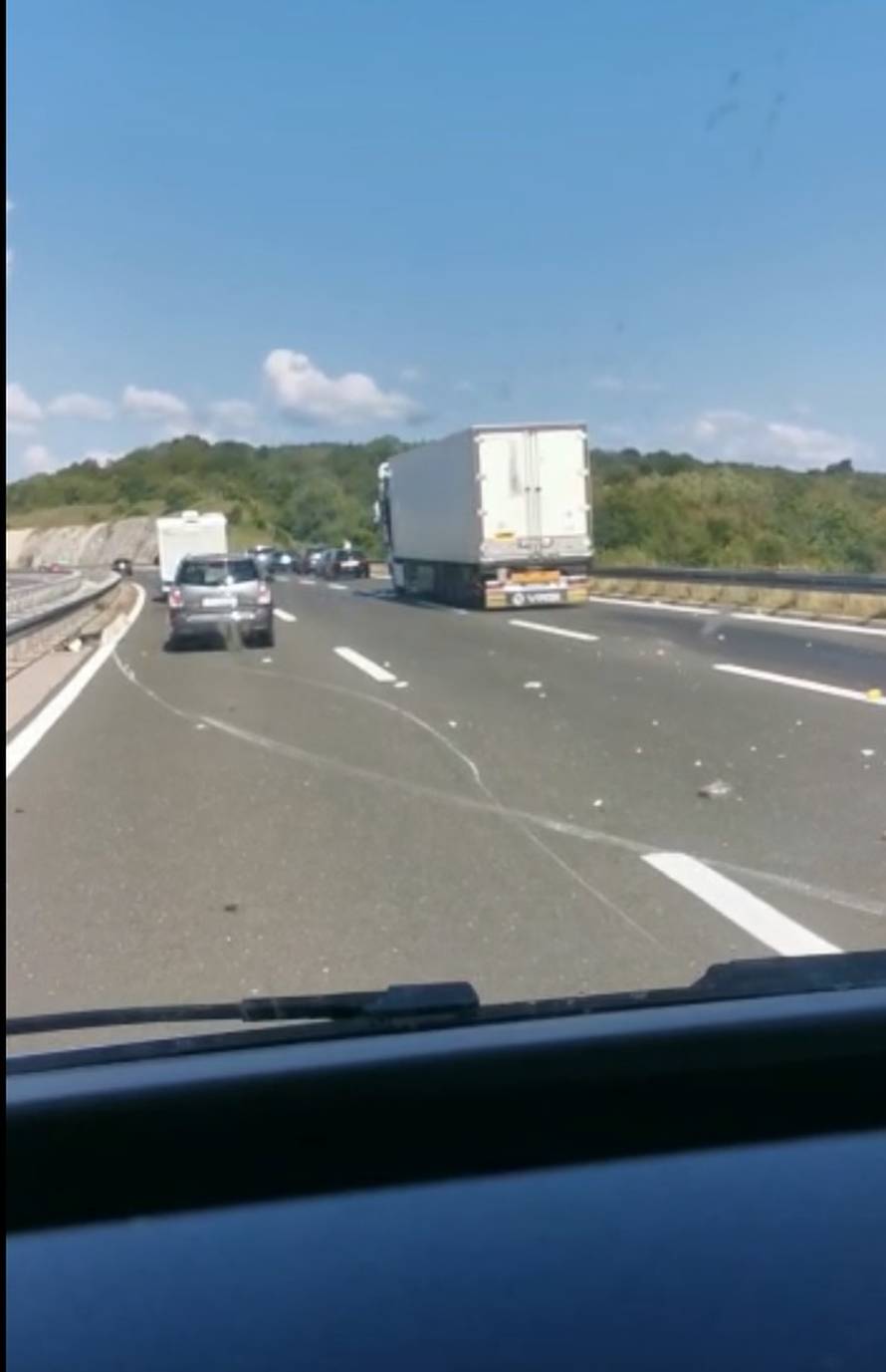 Vozač kamiona iz BiH koji je na A1 naletio na Poljake ide u pritvor: Vozio i bio na mobitelu
