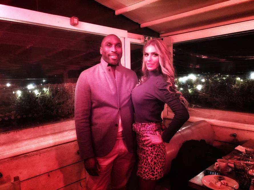 Ava se skinula gola: 'Zašto bi žene krile svoja savršena tijela'