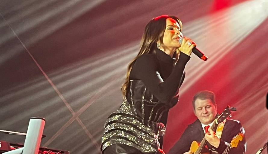 Severina podigla atmosferu u Splitu, započela stihom 'Ovo će biti dobra noć predosjećam...'